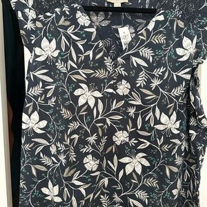 LOFT Black and White Sleeveless Blouse